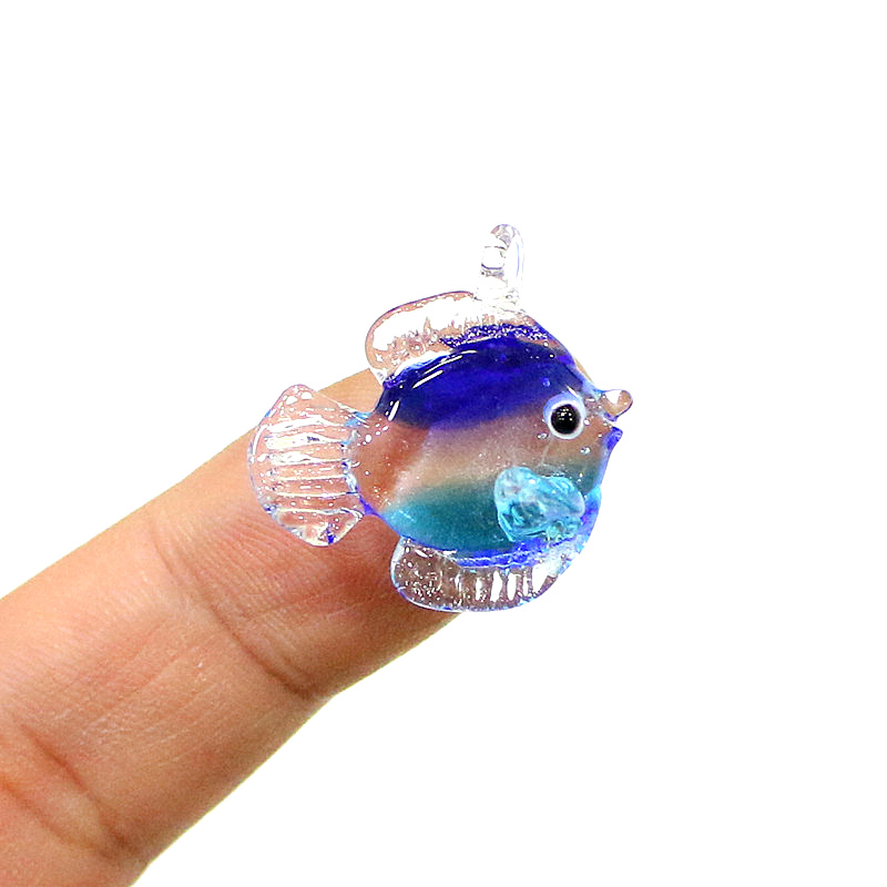 Marine Aquarium Japan - 알록달록한 미니멀한 열대어 유리의 귀여운 매력을
